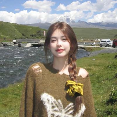 阿茹茉妮 封面